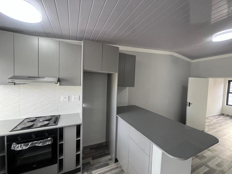 2 Bedroom Property for Sale in Kensington Western Cape